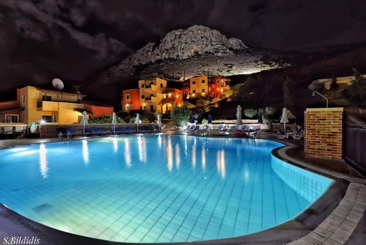 Amazones Driades Apartments Piskopiano Bagian luar foto